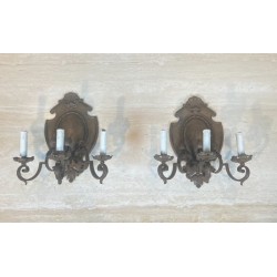 Paire d'Appliques en Fer Forgé à Trois Bras et Platine en | Maison Barrois