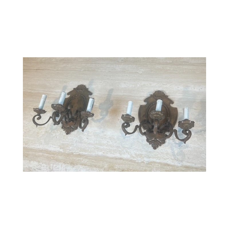 Paire d'Appliques en Fer Forgé à Trois Bras et Platine en | Maison Barrois