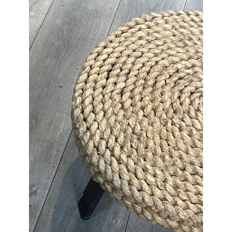 Table Basse Ronde en Corde Tressée à Piètement Tripode en | Maison Barrois