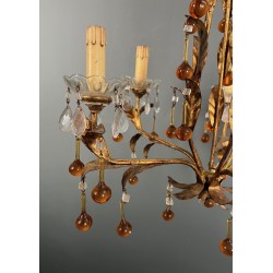 Lustre en Métal Doré à Décor de Feuillage et Gouttes de Ve | Maison Barrois