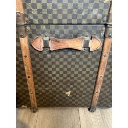 Malle de Voyage Louis Vuitton en Toile Damier, Lattes de B | Maison Barrois