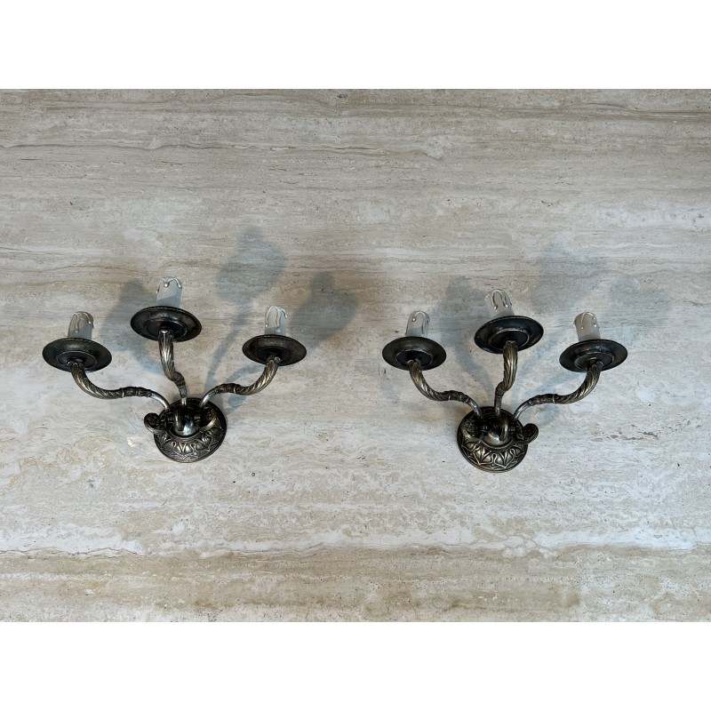 Paire d'Appliques Néoclassiques en Bronze Patiné à Trois B | Maison Barrois