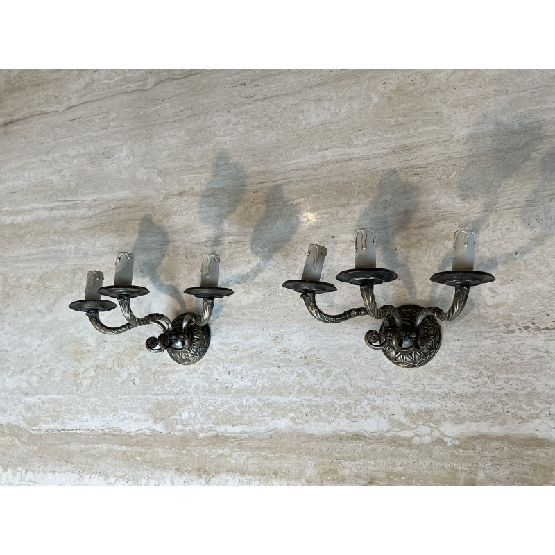 Paire d'Appliques Néoclassiques en Bronze Patiné à Trois B | Maison Barrois