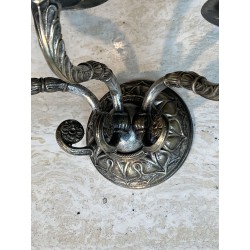 Paire d'Appliques Néoclassiques en Bronze Patiné à Trois B | Maison Barrois