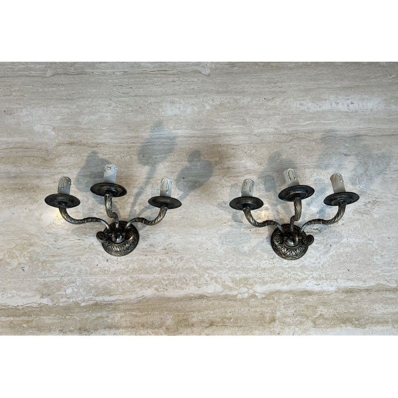 Paire d'Appliques Néoclassiques en Bronze Patiné à Trois B | Maison Barrois