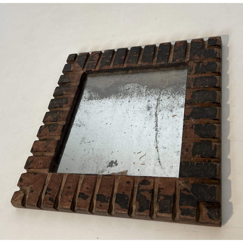 Miroir Carré à Encadrement en Bois Sculpté à Décor de Dent | Maison Barrois