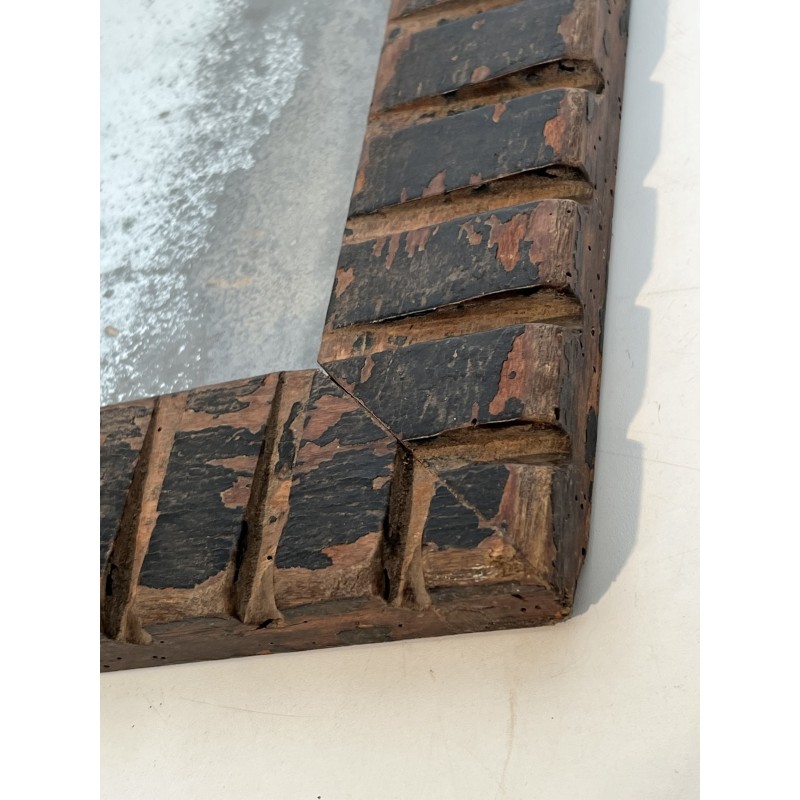 Miroir Carré à Encadrement en Bois Sculpté à Décor de Dent | Maison Barrois