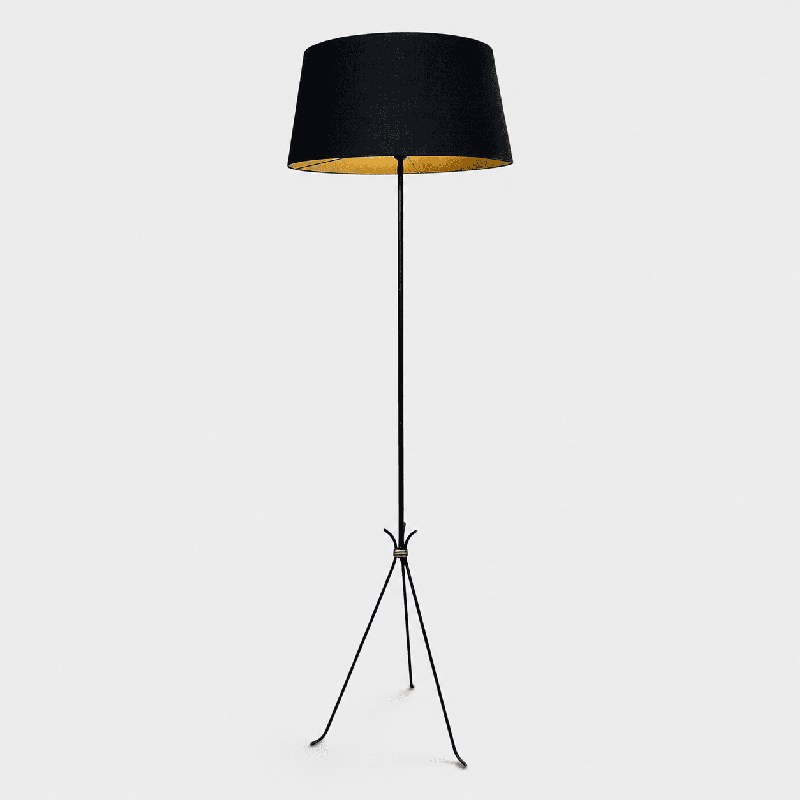 Lampadaire Tripode en Métal Laqué Noir et Laiton, Travail | Maison Barrois