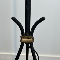 Lampadaire Tripode en Métal Laqué Noir et Laiton, Travail | Maison Barrois