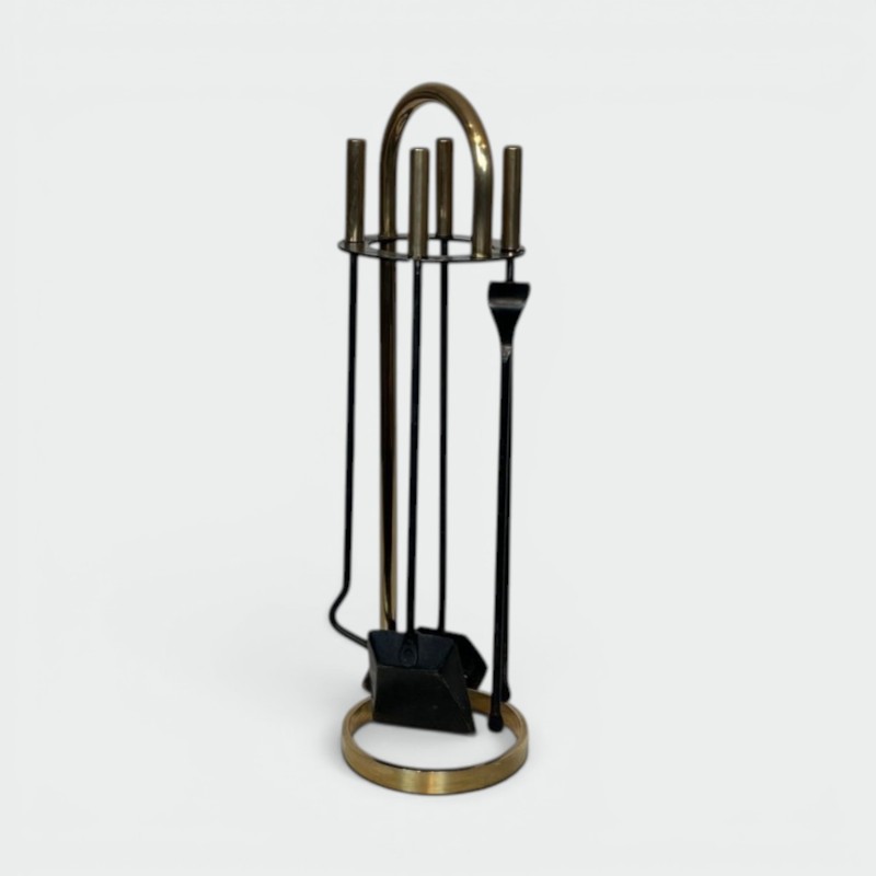 Nécessaire de Cheminée Moderniste en Acier Laqué Noir et Laiton, vers 1970