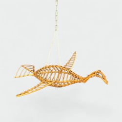 Grand Mobile Décoratif en Rotin Représentant un Oiseau en Vol