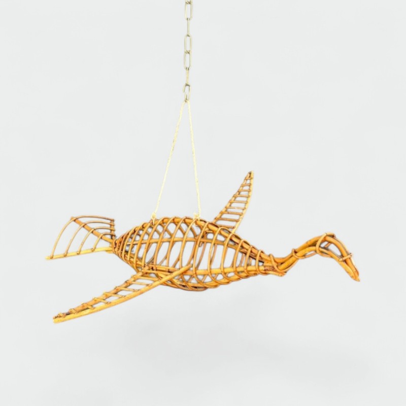 Grand Mobile Décoratif en Rotin Représentant un Oiseau en Vol