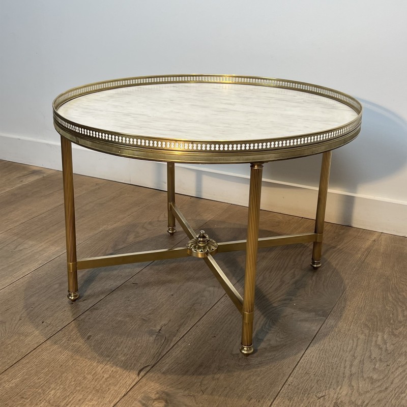 Table Basse Ronde Néoclassique en Laiton à Galerie Ajourée | Maison Barrois