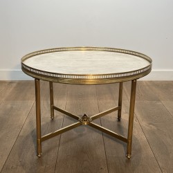 Table Basse Ronde Néoclassique en Laiton à Galerie Ajourée | Maison Barrois