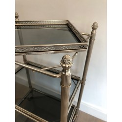 Sellette à Trois Plateaux en Métal Argenté à Galeries Ajou | Maison Barrois