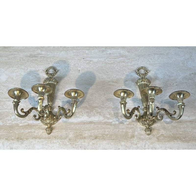 Paire d'Appliques à Trois Bras de Lumière en Bronze Doré à | Maison Barrois