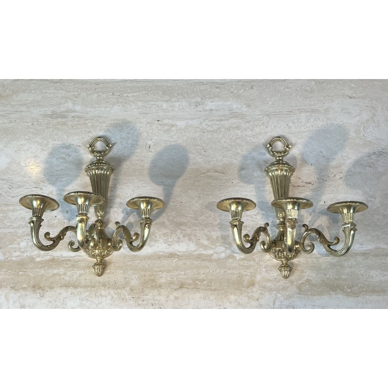 Paire d'Appliques à Trois Bras de Lumière en Bronze Doré à | Maison Barrois