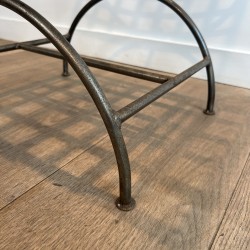 Tabouret Curule en Fer Forgé Poli à Assise Tressée et Déco | Maison Barrois
