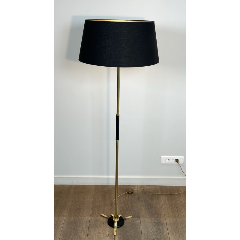 Lampadaire en Laiton à Fût Bagué de Noir, Piètement Tripod | Maison Barrois