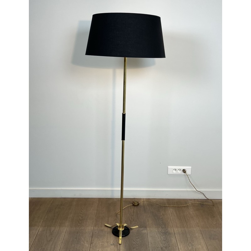 Lampadaire en Laiton à Fût Bagué de Noir, Piètement Tripod | Maison Barrois