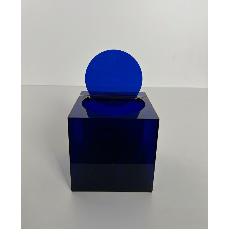 Seau à Glace Cubique en Plexiglas Bleu à Couvercle Pivotan | Maison Barrois