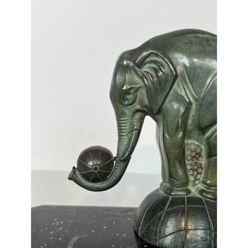 Paire de Serre-Livres Art Déco aux Éléphants en Régule à P | Maison Barrois