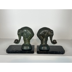 Paire de Serre-Livres Art Déco aux Éléphants en Régule à P | Maison Barrois