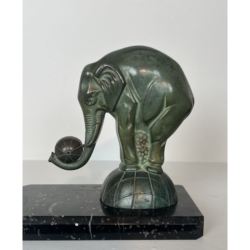 Pair of Art Deco Elephant Bookends in Spelter with Green P | Maison Barrois
