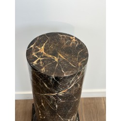 Colonne de Présentation en Bois Peint Façon Faux Marbre No | Maison Barrois