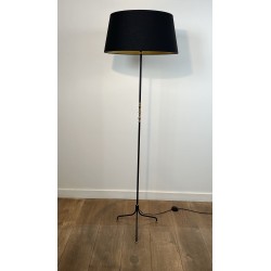 Lampadaire Tripode en Métal Laqué Noir, Fuseau de Laiton a | Maison Barrois