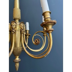 Lustre en Bronze Doré à Mascarons Féminins et Six Lumières | Maison Barrois