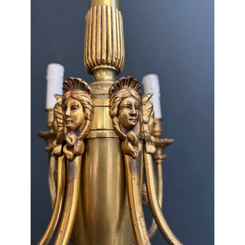 Lustre en Bronze Doré à Mascarons Féminins et Six Lumières | Maison Barrois