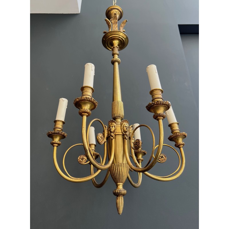 Lustre en Bronze Doré à Mascarons Féminins et Six Lumières | Maison Barrois