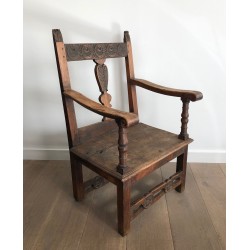 Fauteuil à Bras en Noyer Sculpté à Traverse Fleurie et Dos | Maison Barrois
