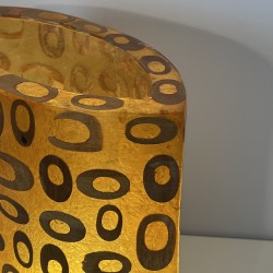 Lampe d'Ambiance Cylindrique en Résine Orange Incrustée de | Maison Barrois