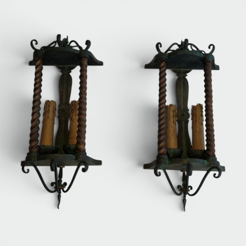 Paire d’Appliques Fer Forgé, Patine Verte et Dorure — Travail Français, vers 1940
