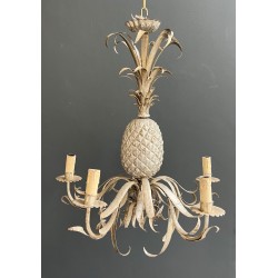 Lustre Ananas en Tôle Patinée Crème et Argentée à Six Lumi | Maison Barrois