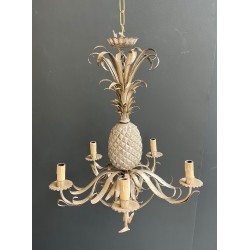 Lustre Ananas en Tôle Patinée Crème et Argentée à Six Lumi | Maison Barrois