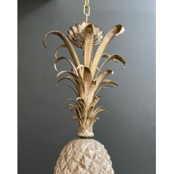 Lustre Ananas en Tôle Patinée Crème et Argentée à Six Lumi | Maison Barrois