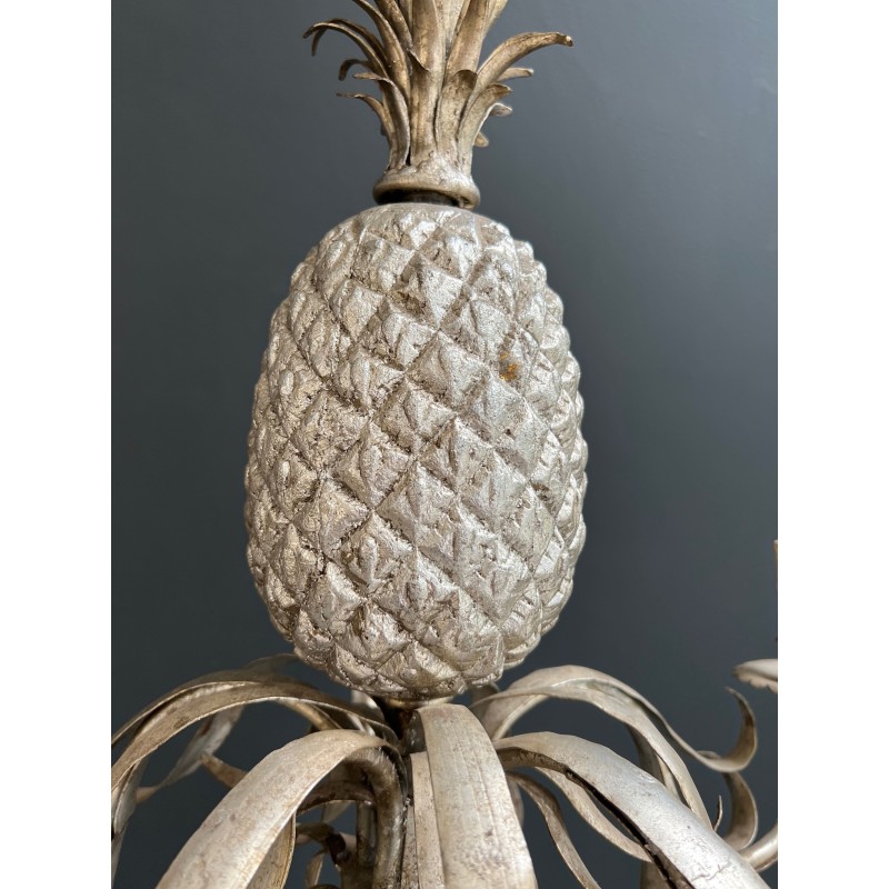 Lustre Ananas en Tôle Patinée Crème et Argentée à Six Lumi | Maison Barrois