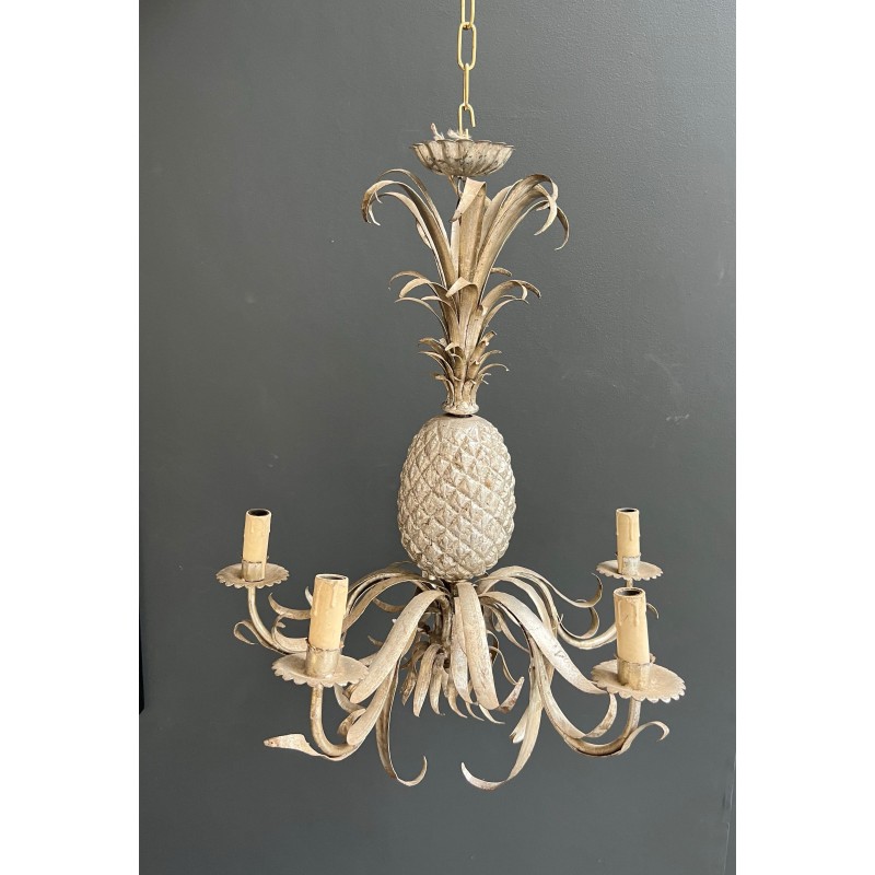 Lustre Ananas en Tôle Patinée Crème et Argentée à Six Lumi | Maison Barrois