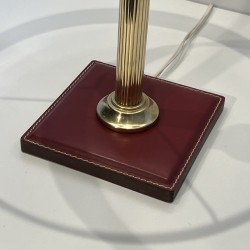 Lampe de Table en Cuir Bordeaux Piqué Sellier, Néo-classiq | Maison Barrois