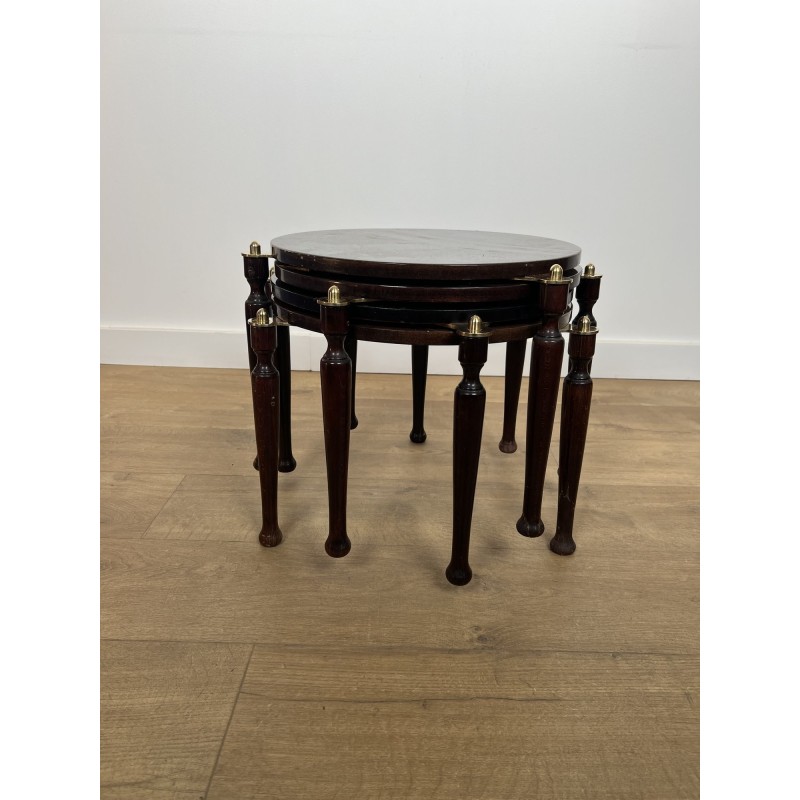 Suite de Quatre Tables Gigognes Superposables Pivotantes E | Maison Barrois