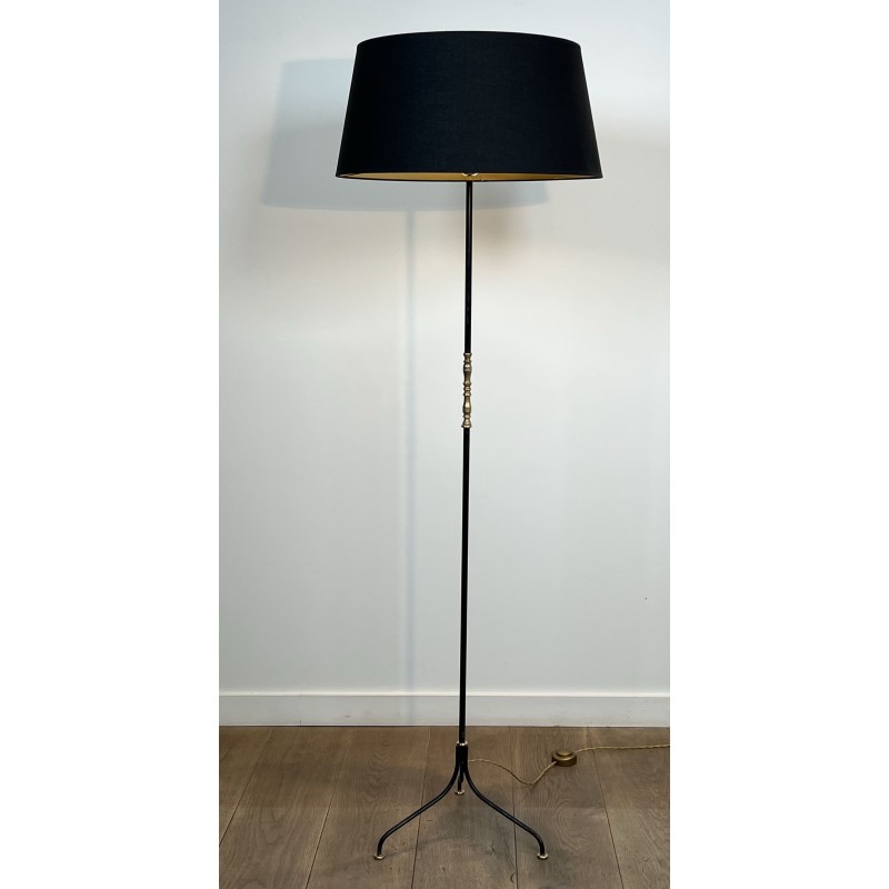 Lampadaire Tripode en Métal Laqué Noiret Laiton, Modernist | Maison Barrois