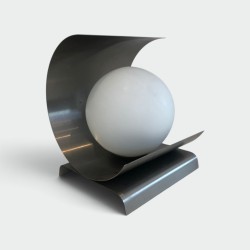 Lampe Moderniste en Tôle d'Acier Brossé Et Boule, Modernis | Maison Barrois