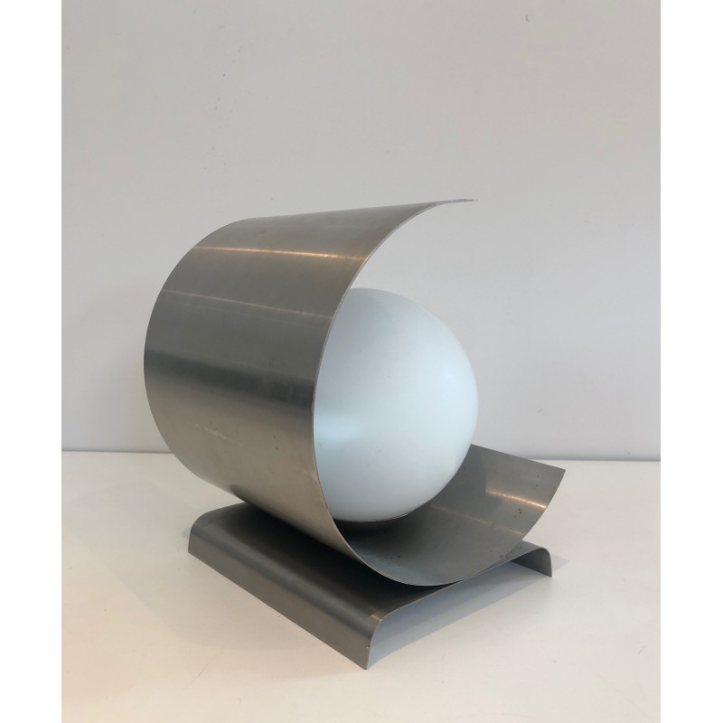 Lampe Moderniste en Tôle d'Acier Brossé Et Boule, Modernis | Maison Barrois
