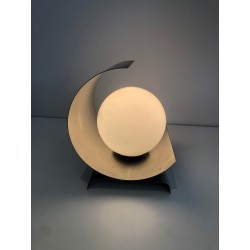 Lampe Moderniste en Tôle d'Acier Brossé Et Boule, Modernis | Maison Barrois
