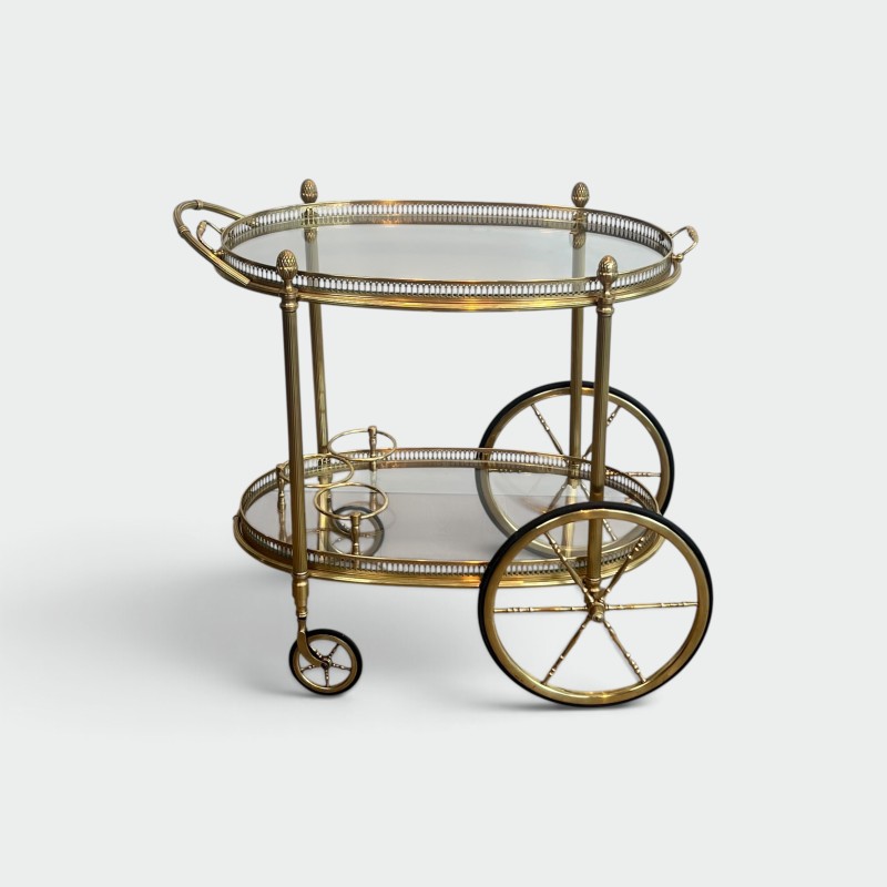 Table Roulante Ovale en Laiton à Galerie Ajourée et PommeS | Maison Barrois