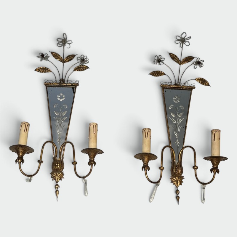Paire d'Appliques en Métal Doré à Miroirs Gravés à Décors, | Maison Barrois