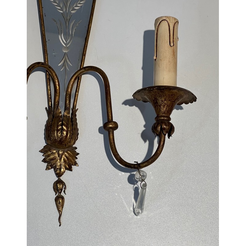 Paire d'Appliques en Métal Doré à Miroirs Gravés à Décors, | Maison Barrois